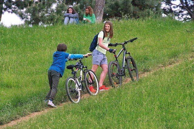 UberEats実体験比較】自転車はシェアと自前どちらが良い？乗り比べた感想